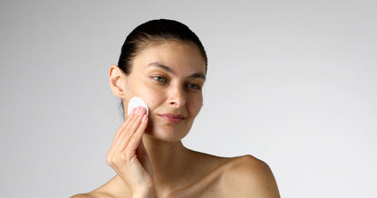 Clarifying Daily Pads Subscription image 3