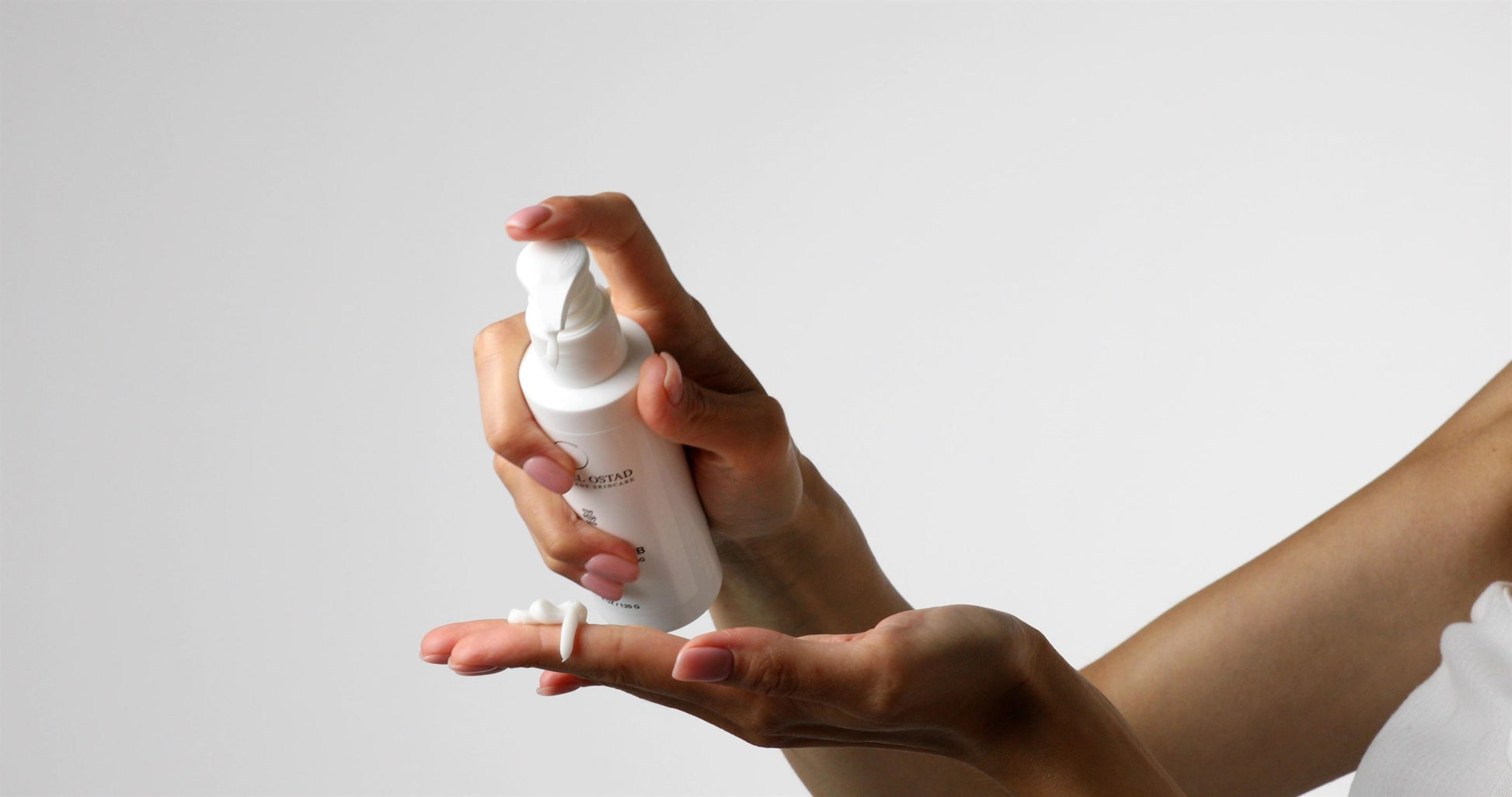Gentle Lactic Scrub Subscription image 2